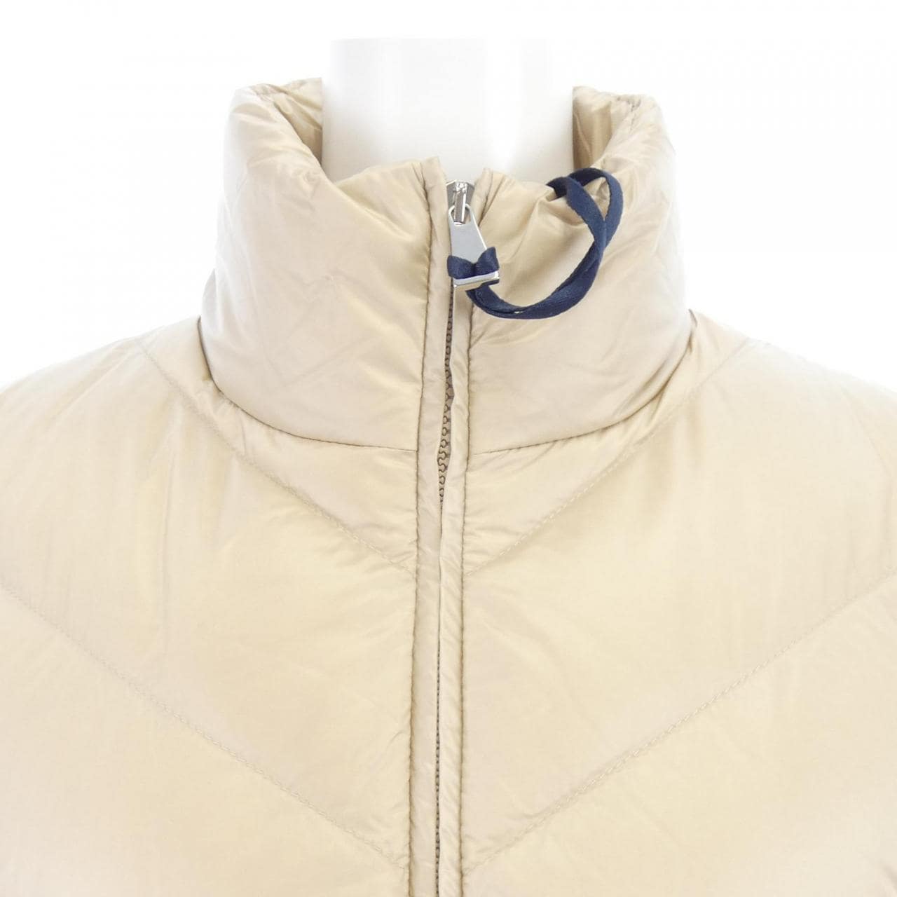 【新品】モンクレール MONCLER K20939B00024 ダウンジャケット