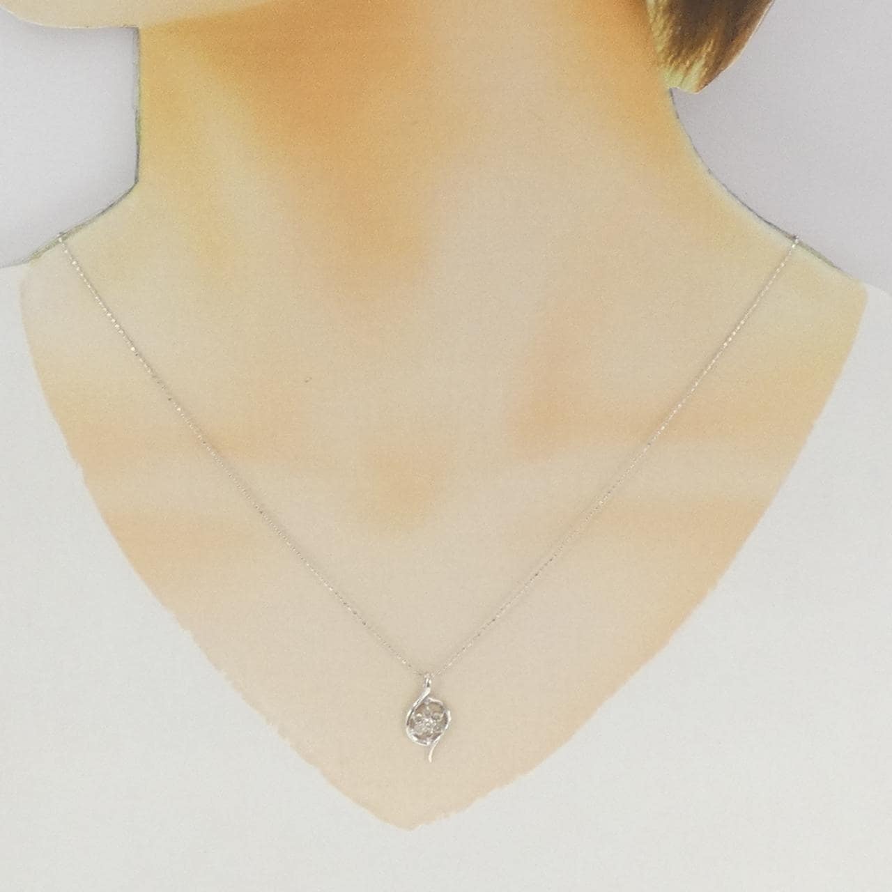 K18WG フラワー ダイヤモンド ネックレス 0.25CT