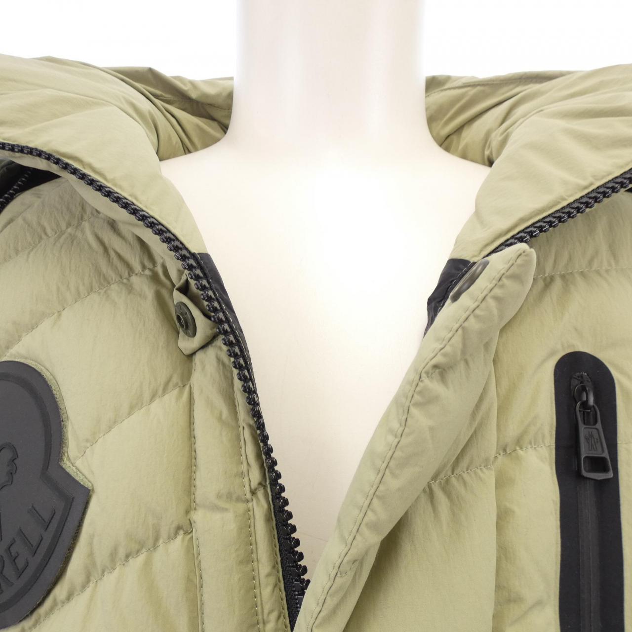 モンクレール ジーニアス MONCLER GENIUS PHARRELL WILLIAMS CHESTNUT ダウンジャケット