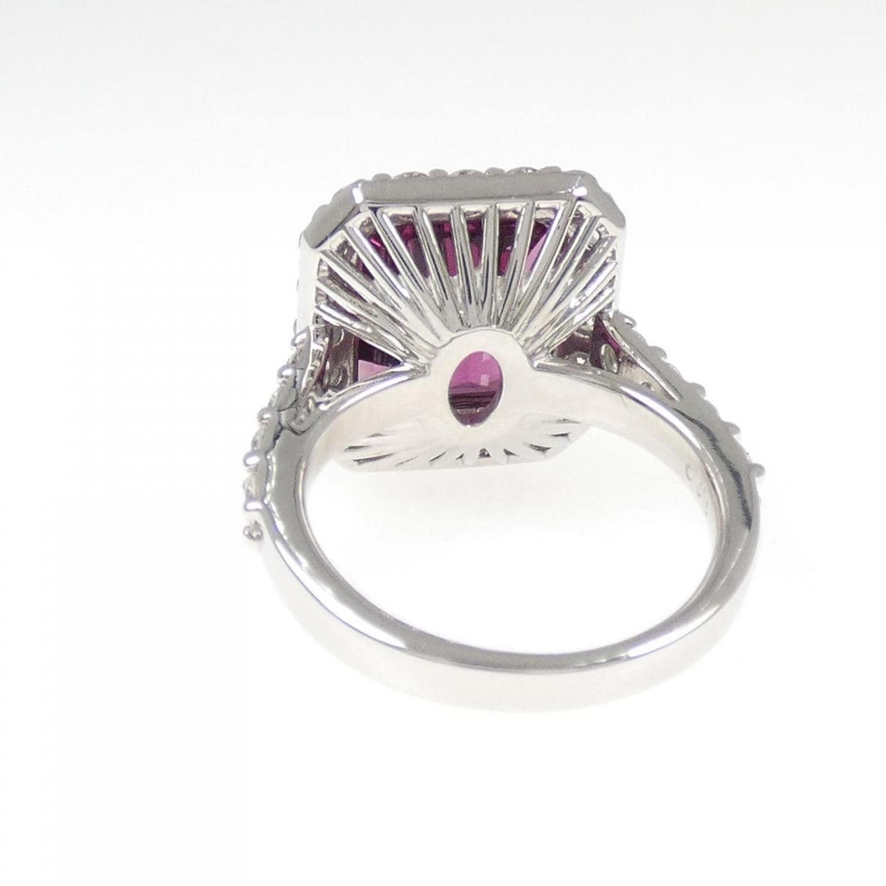 PT900 ガーネット リング 5.528CT