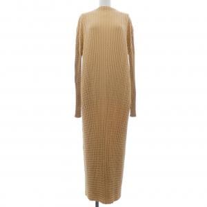 イッセイミヤケ ISSEY MIYAKE ワンピース