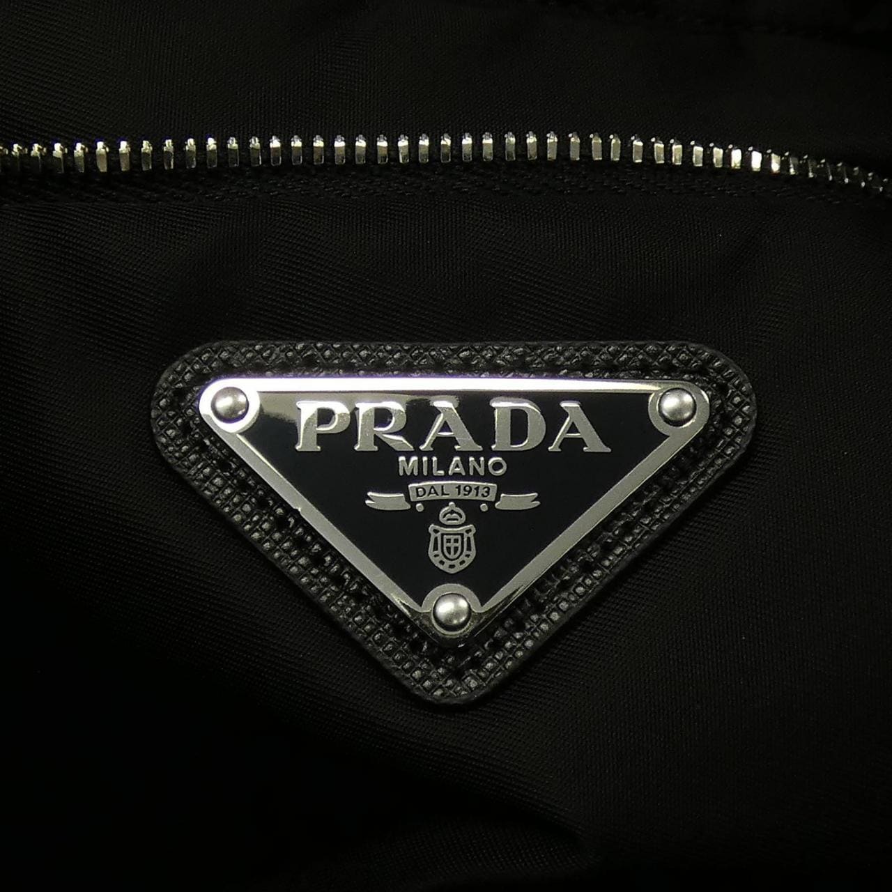プラダ PRADA トライアングルロゴ UPW404 1Y7Q ムートンジャケット