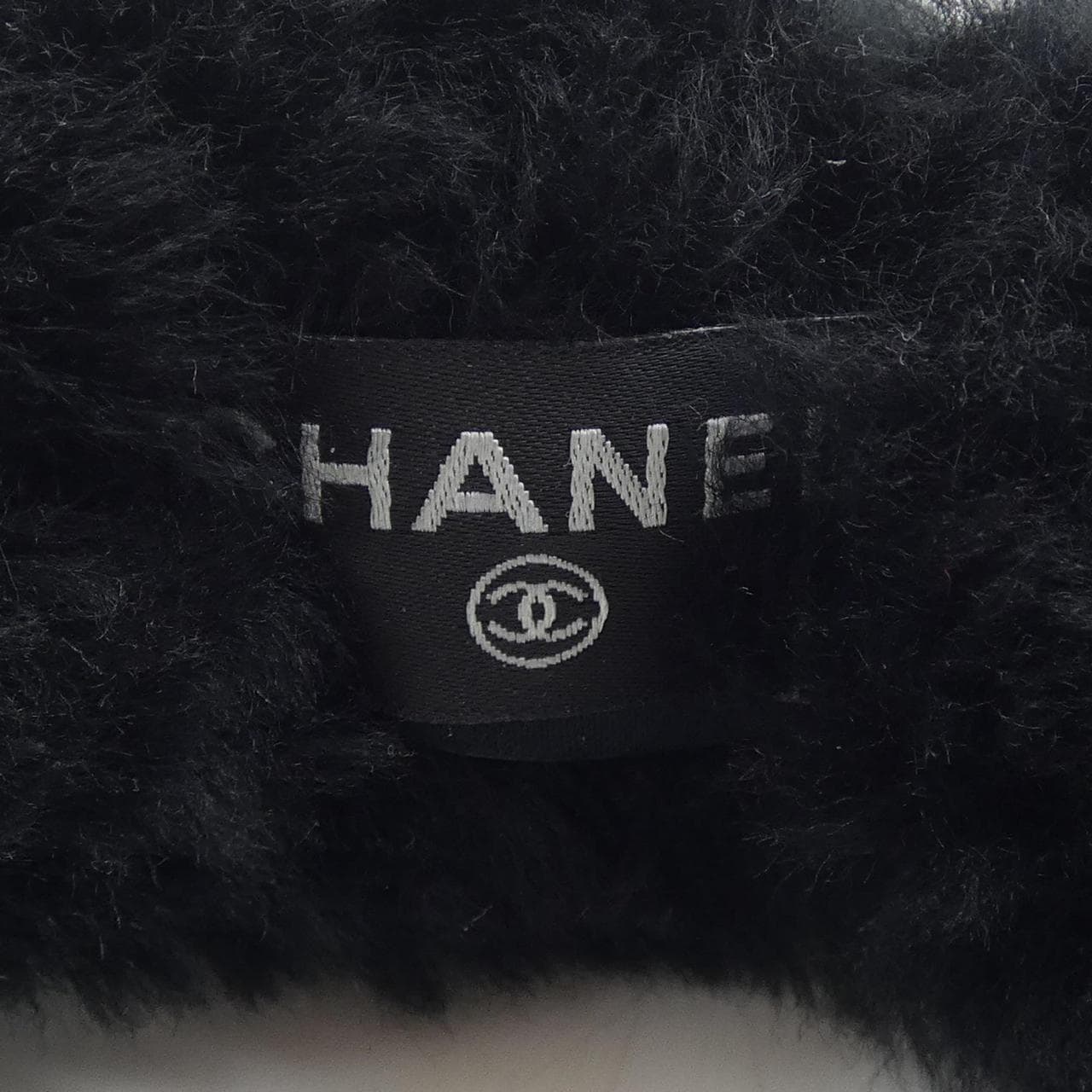 シャネル CHANEL AAB261B21473 25N イヤーマフ