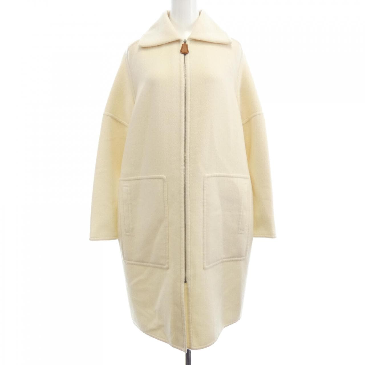 エルメス HERMES *86-7111. コート
