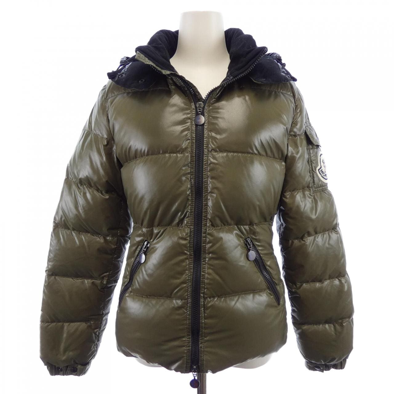 モンクレール MONCLER 45308/50 ダウンジャケット