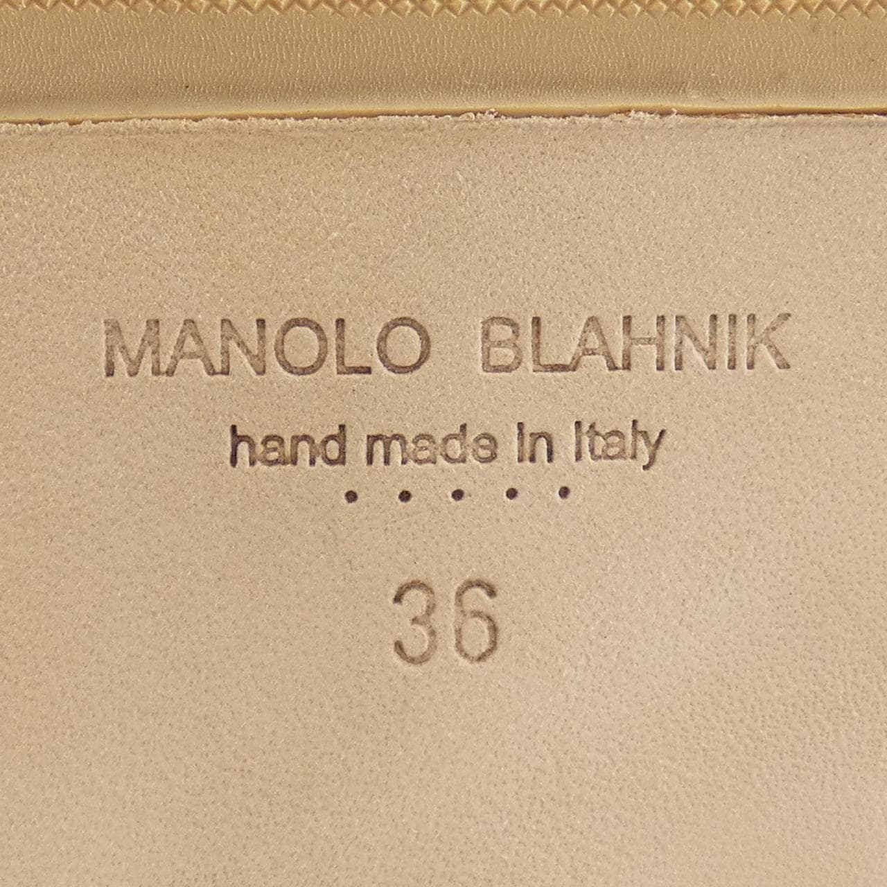 マノロブラニク MANOLO BLAHNIK サンダル