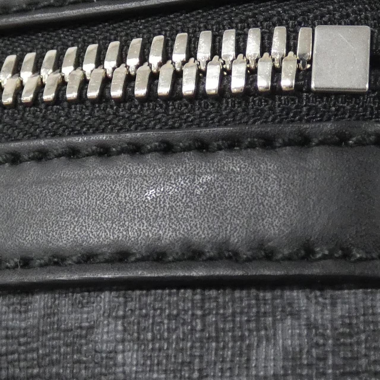Gucci 598103 K5RLN單肩包