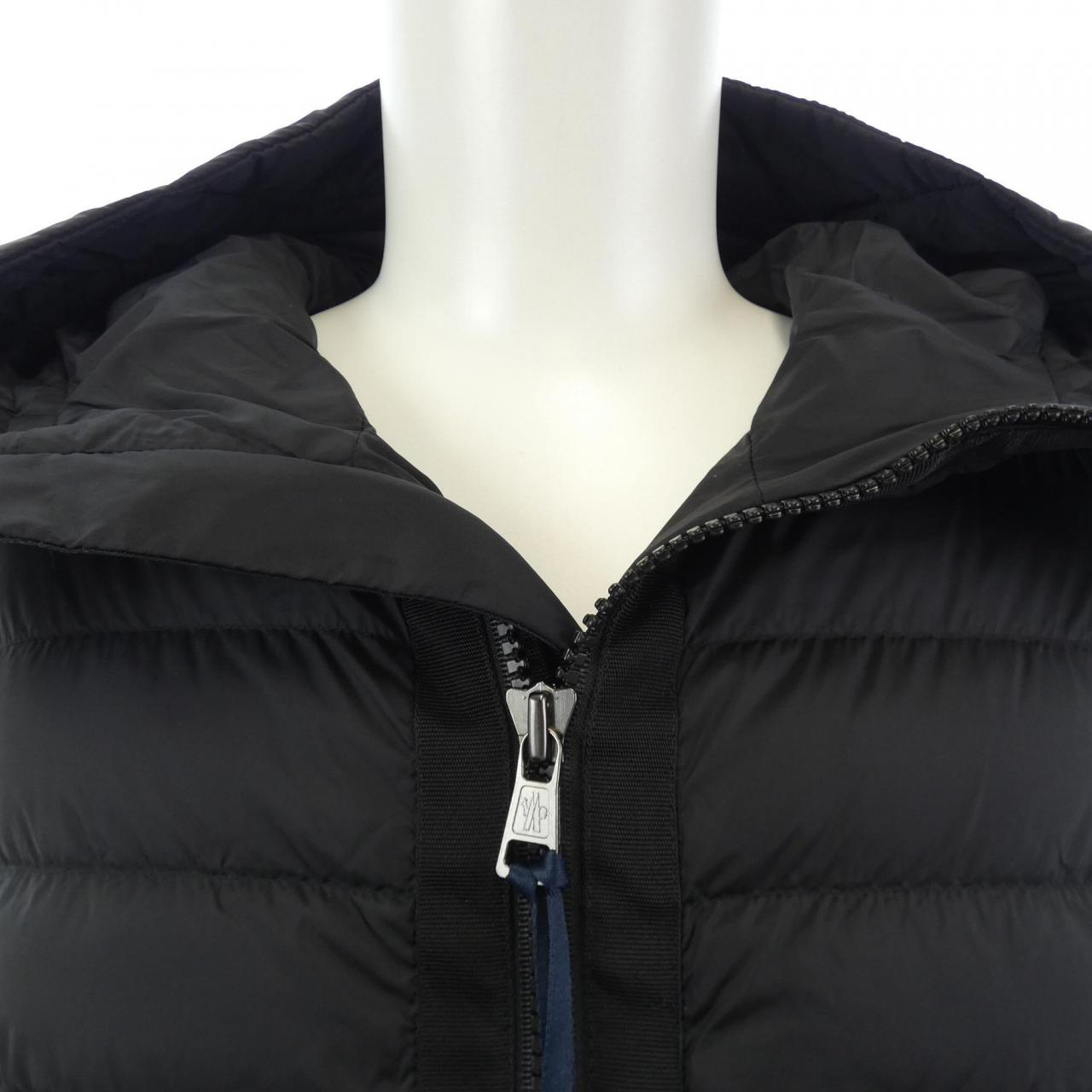 [BRAND NEW] MONCLER moncler down jackets