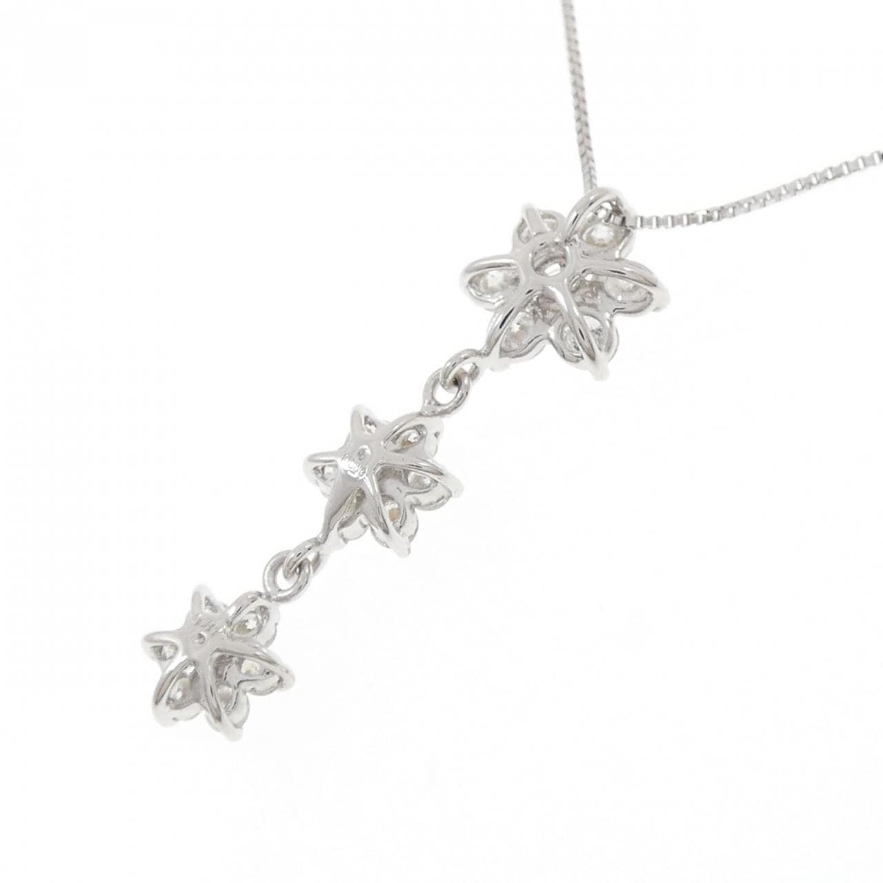 K18WG フラワー ダイヤモンド ネックレス 0.81CT