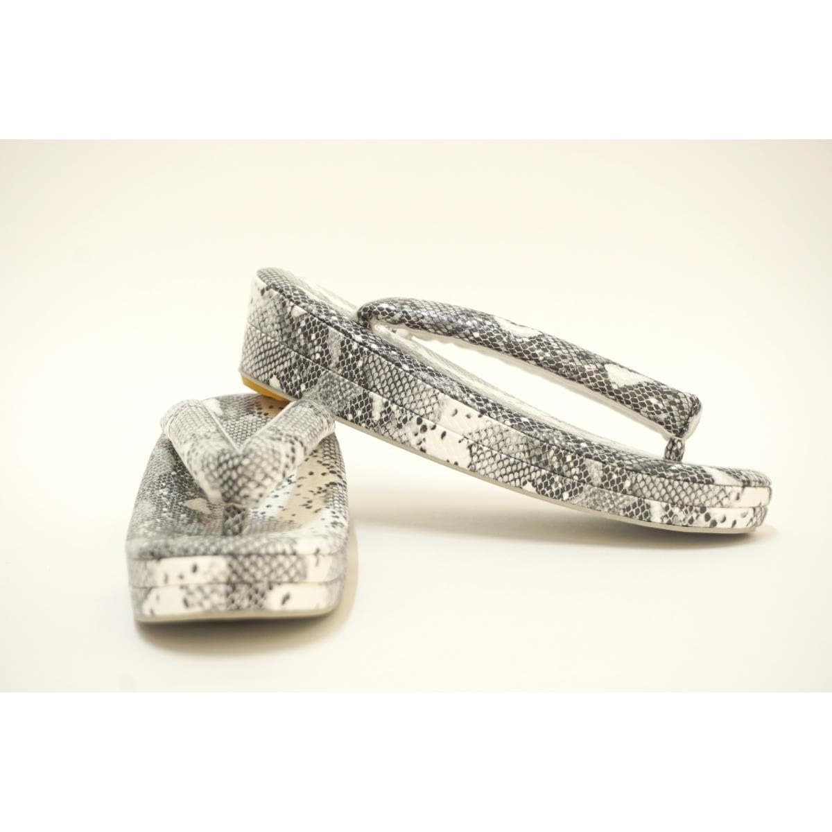 【新品】草履バッグセット　Ｆサイズ　パイソン柄