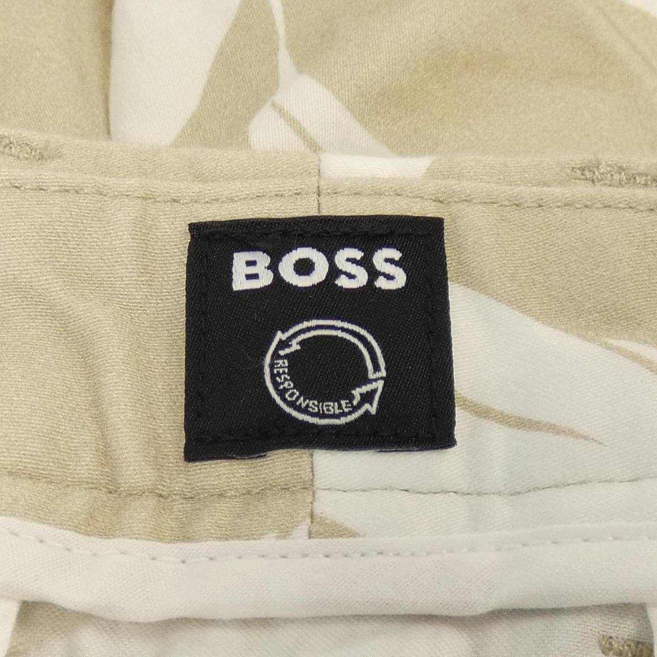 ボス BOSS ショートパンツ