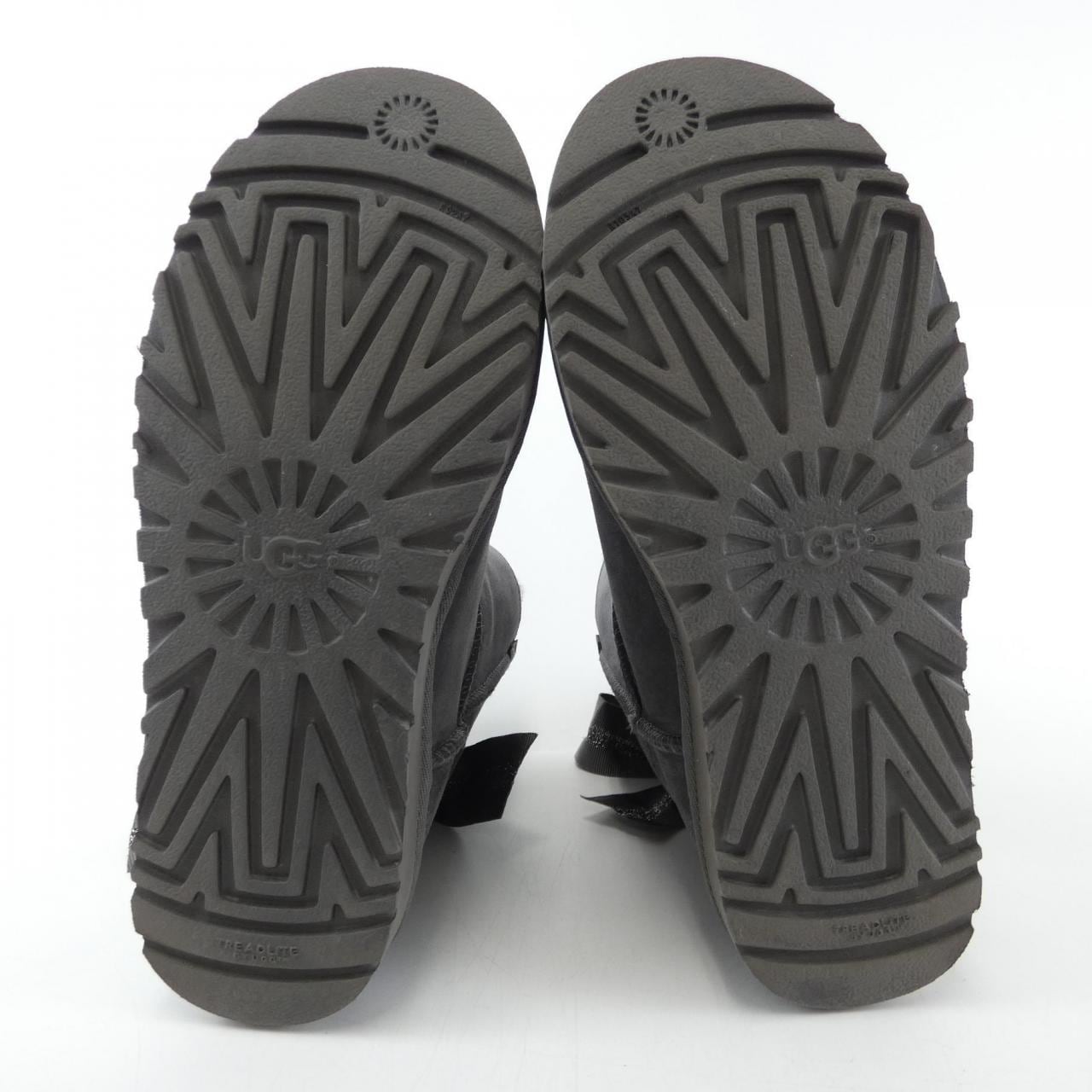 アグ UGG ブーツ