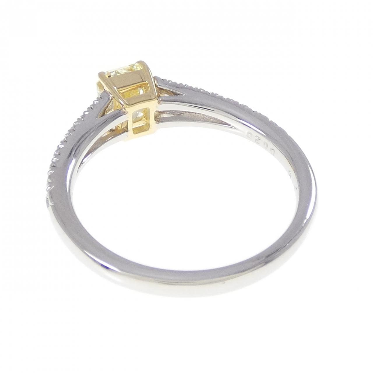 PT900/K18YG ダイヤモンド リング 0.615CT FLY SI1 ファンシーカット