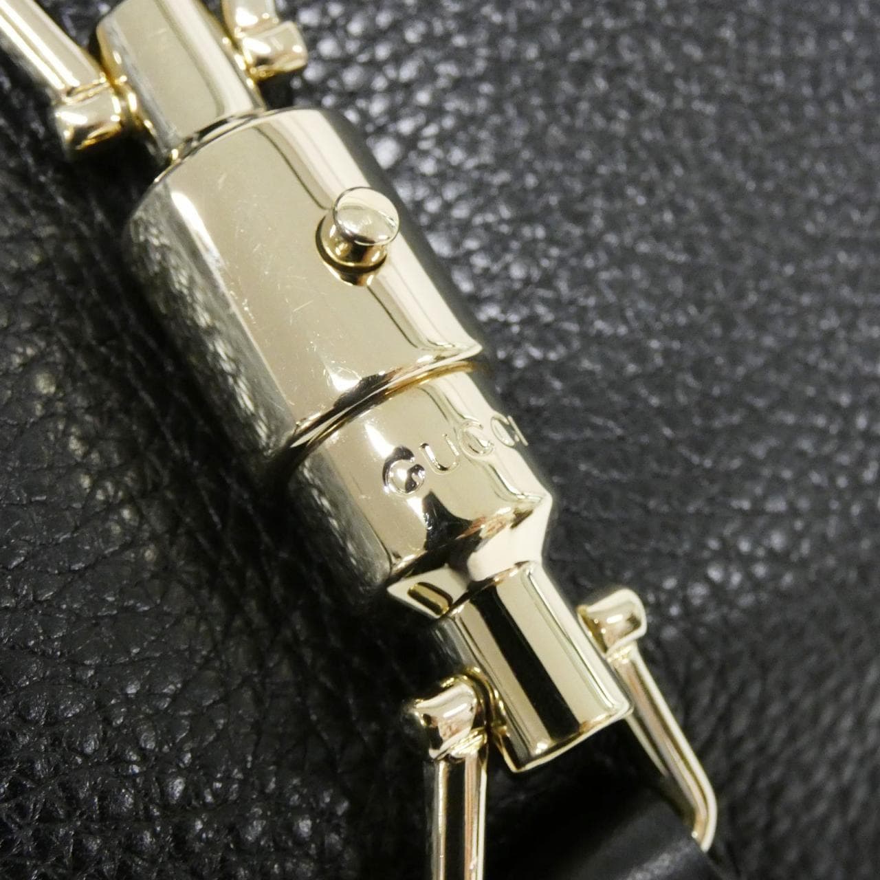 グッチ 277520 A7M0G ショルダーバッグ