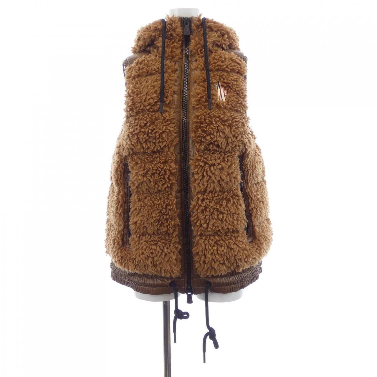 モンクレールグルノーブル MONCLER GRENOBLE 20988G00026 ダウンベスト