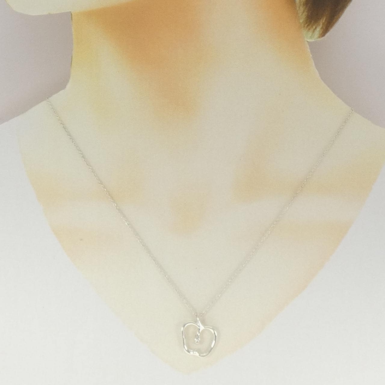 ティファニー アップル ネックレス