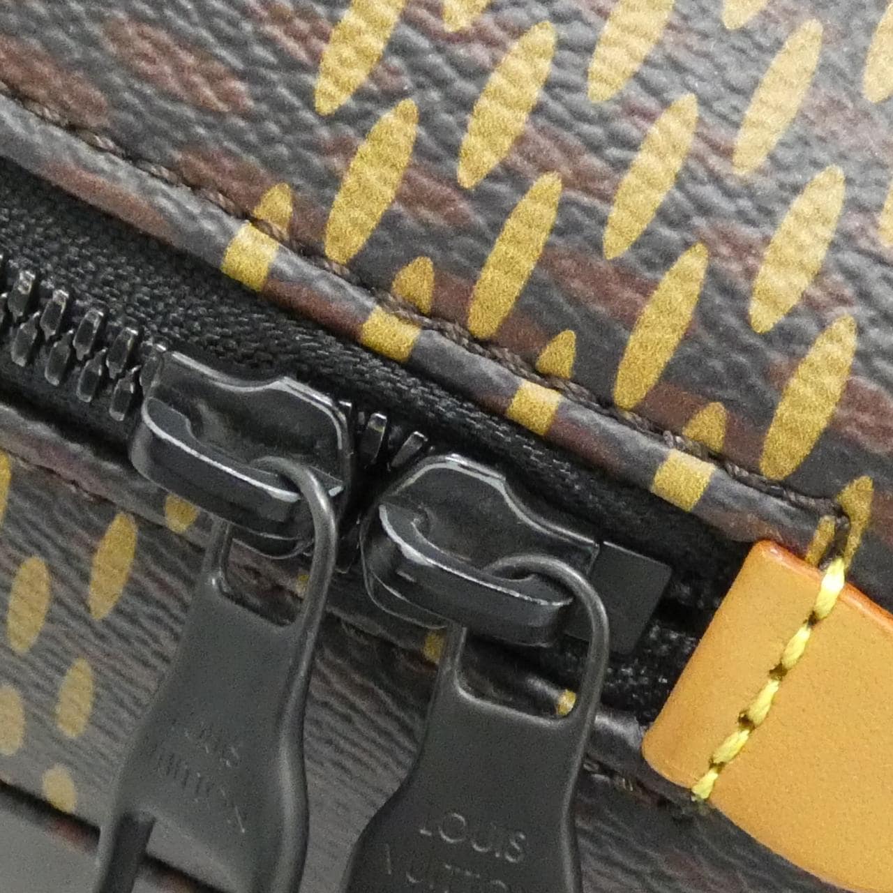 ルイヴィトン ダミエ ジャイアント(LVスクエアード) キャンパス バックパック N40380 リュックサック