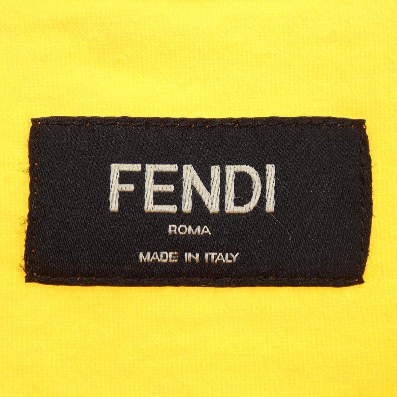 フェンディ FENDI Tシャツ