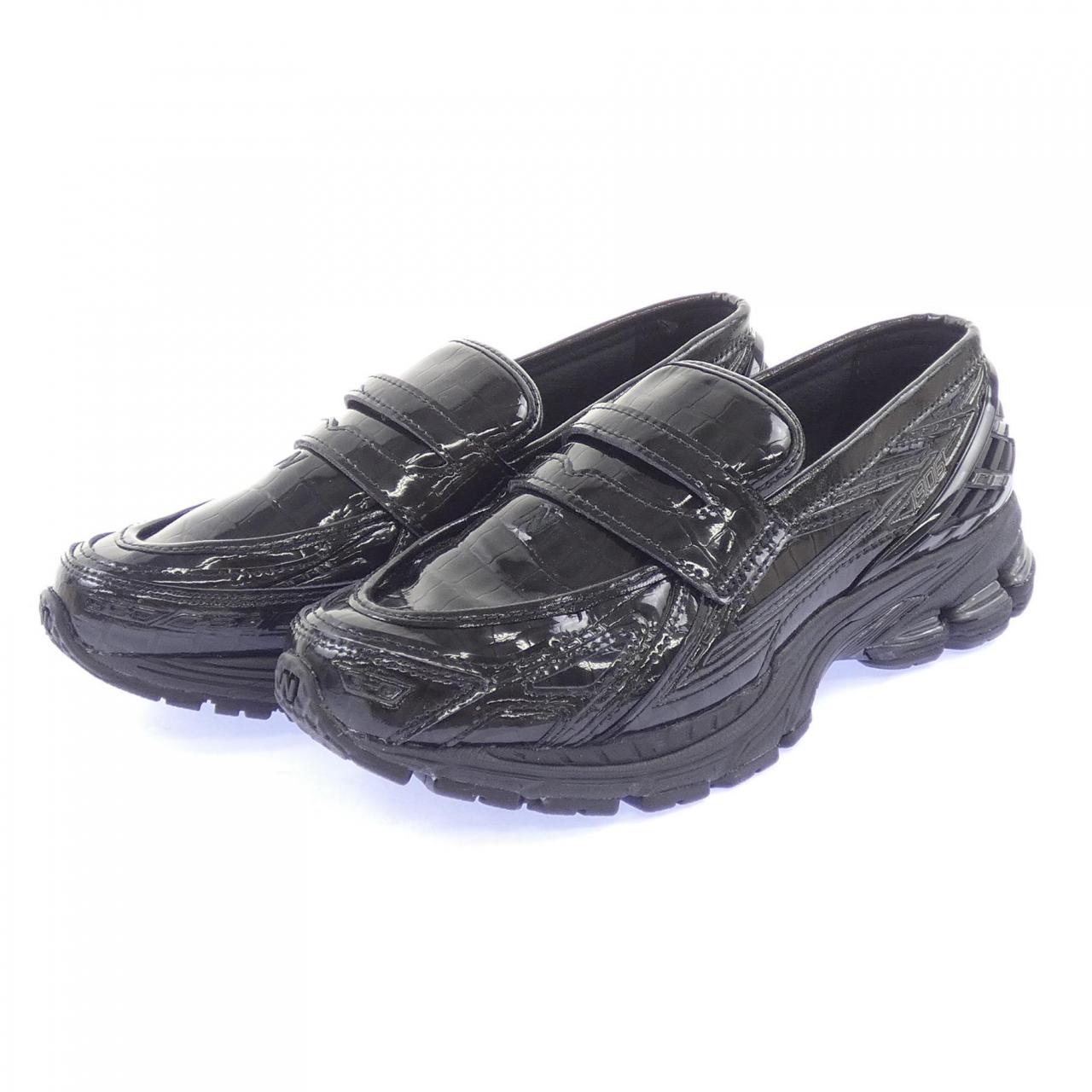 ニューバランス NEW BALANCE U1906LCR シューズ