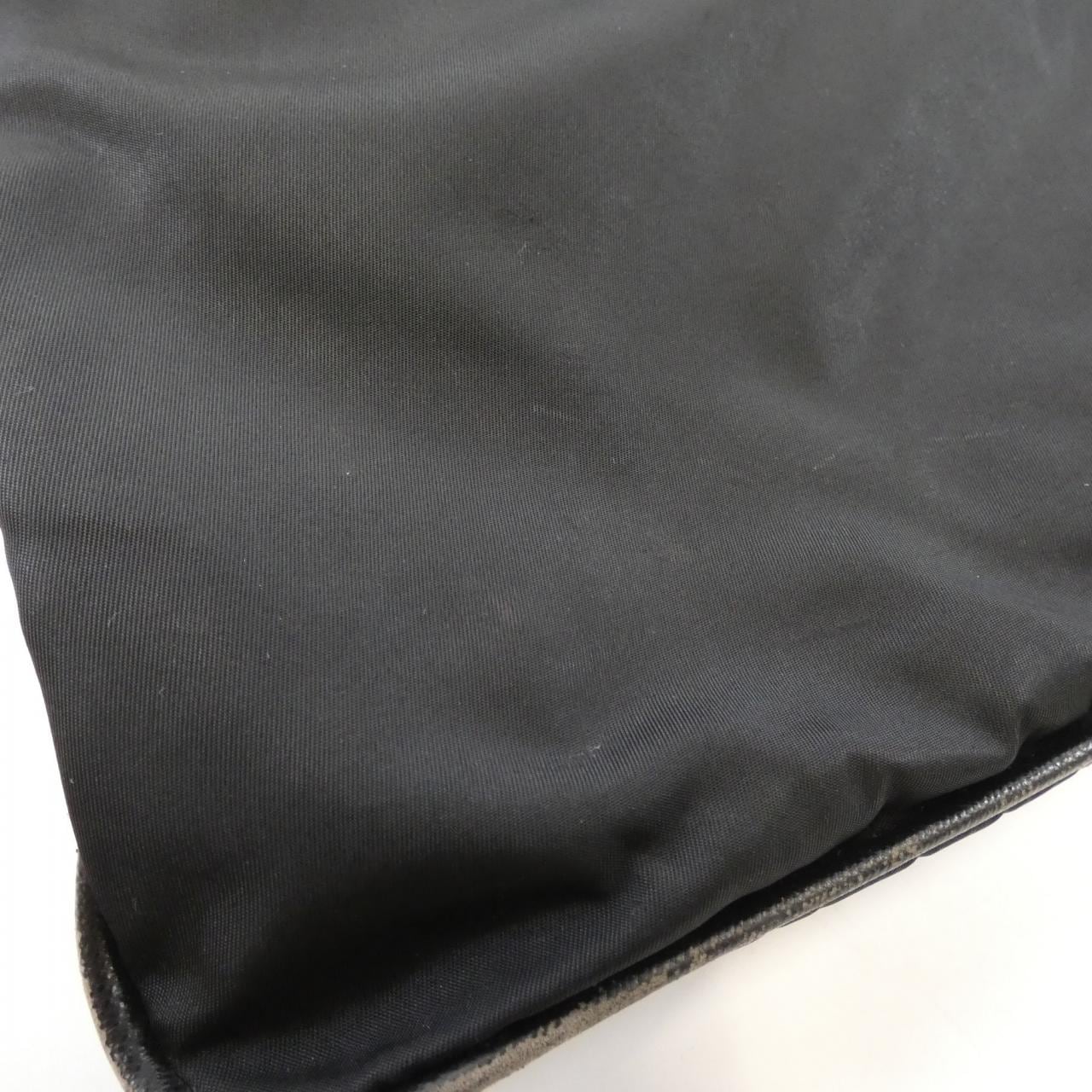 Prada VA0563 Shoulder Bag