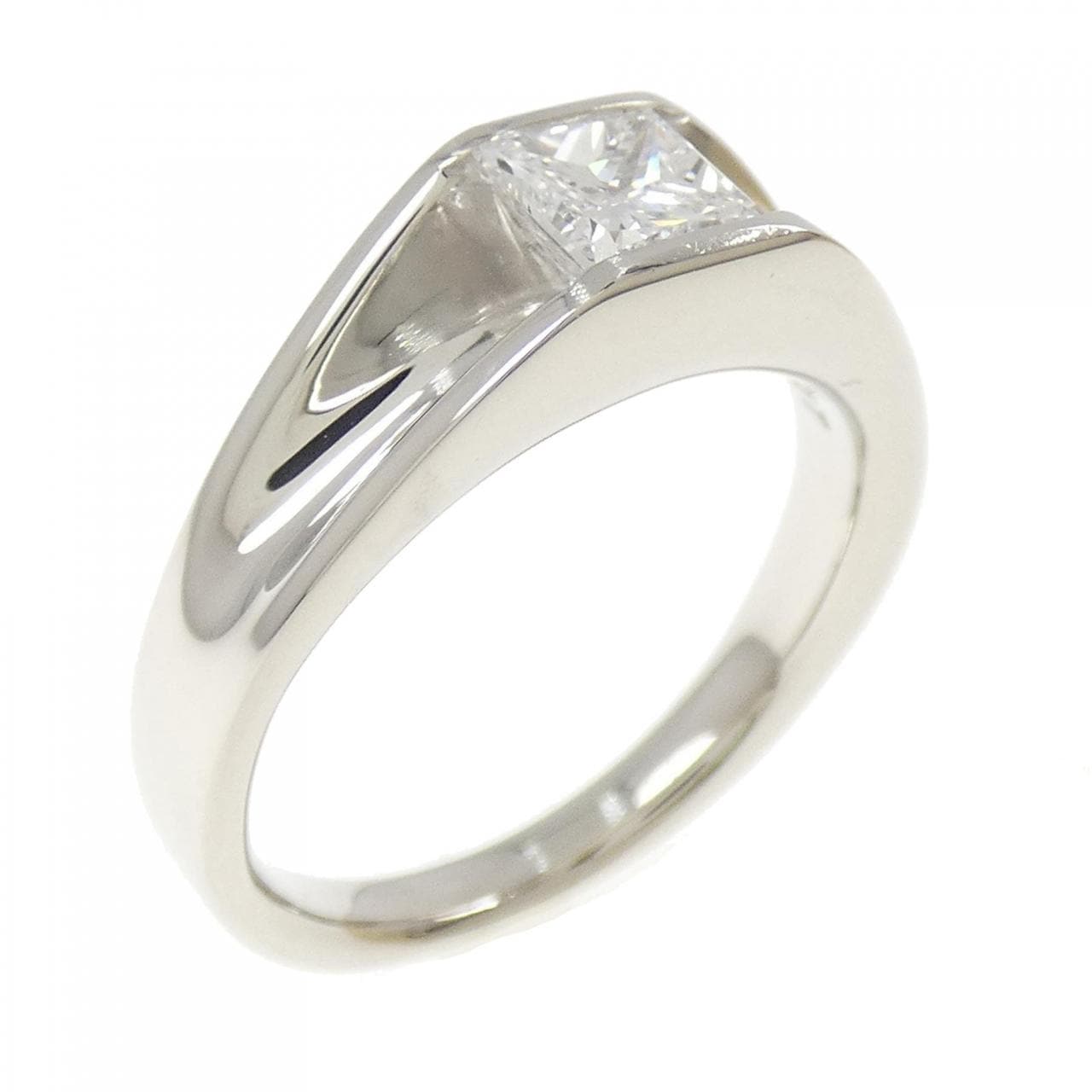 PT900 ダイヤモンド リング 0.617CT
