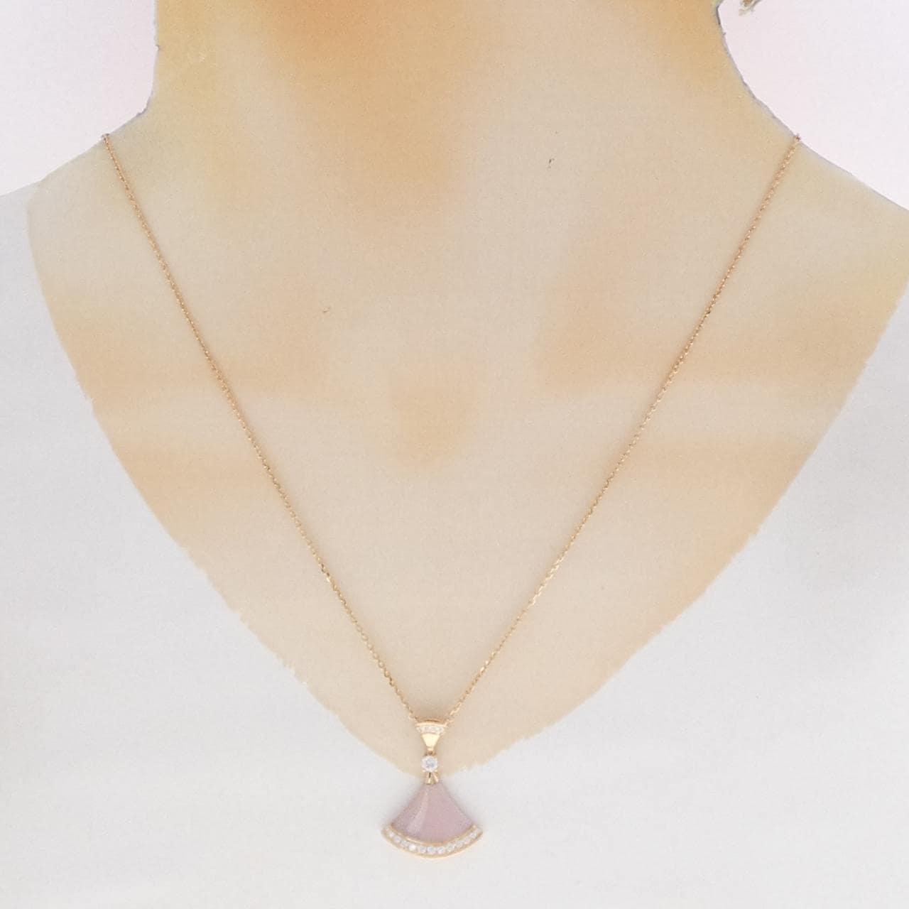 ブルガリ ディーヴァ ドリーム ネックレス