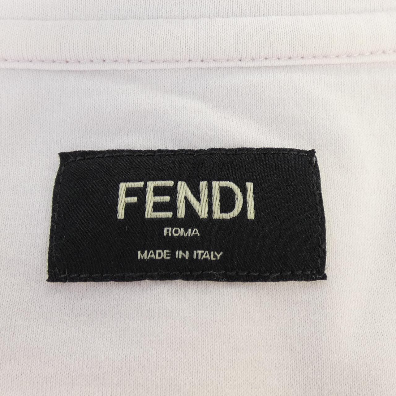 フェンディ FENDI FY0936 ACN7 Tシャツ