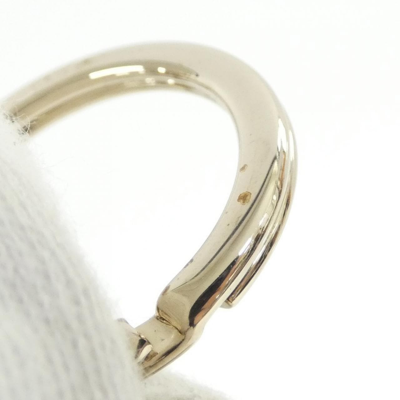 グッチ 851742 FAFCZ キーリング