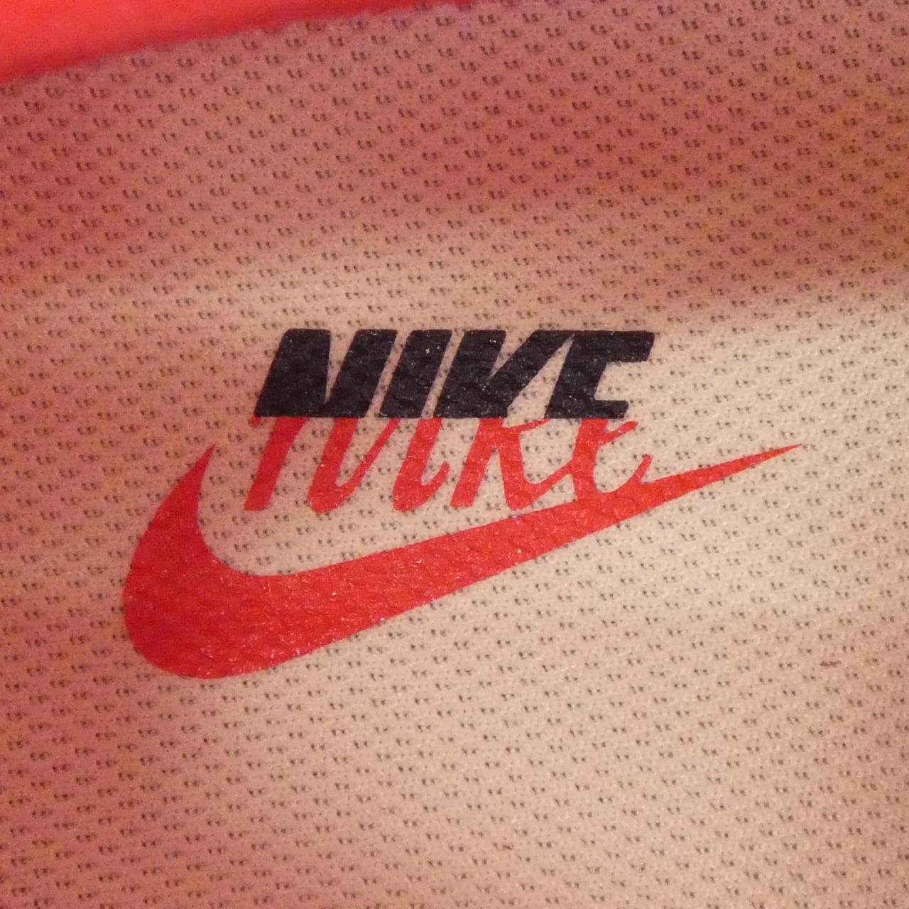 ナイキ NIKE DZ2536-600 スニーカー