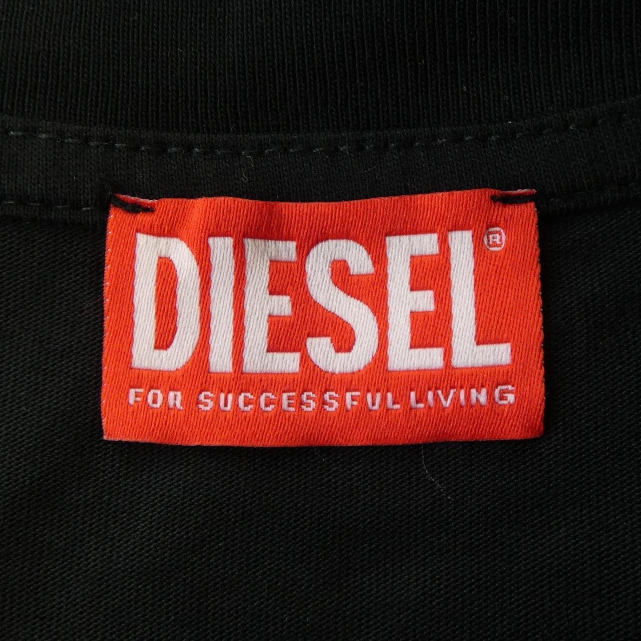 ディーゼル DIESEL Tシャツ