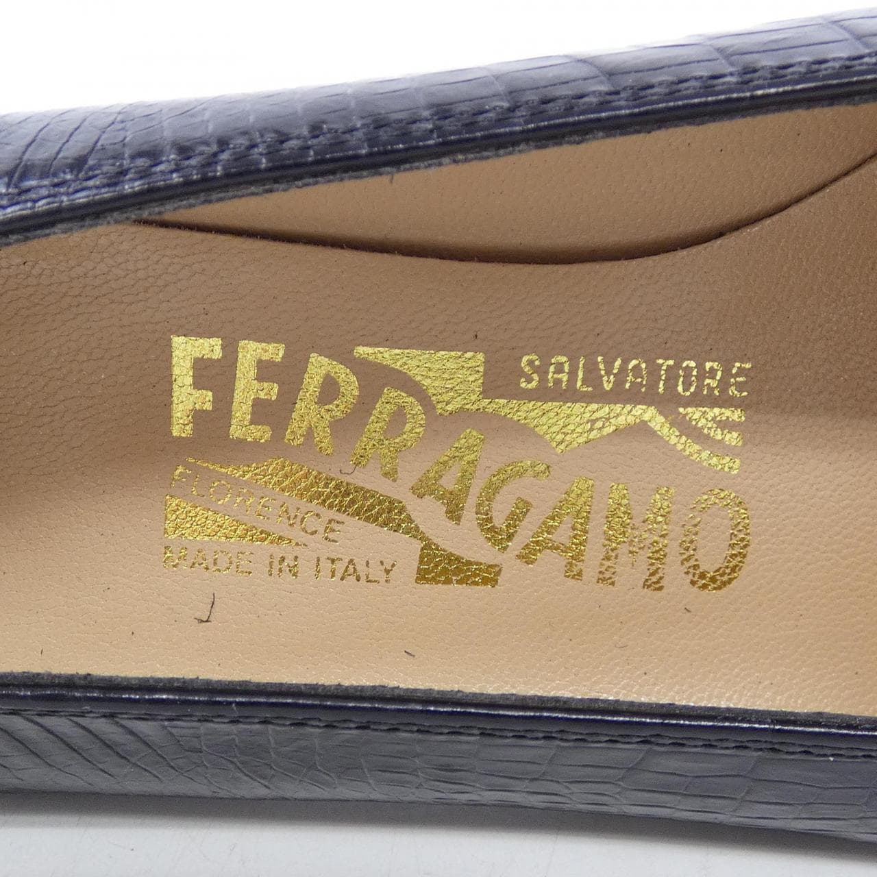SALVATORE FERRAGAMO薩爾瓦托·費拉伽莫 DE 36861 泵浦