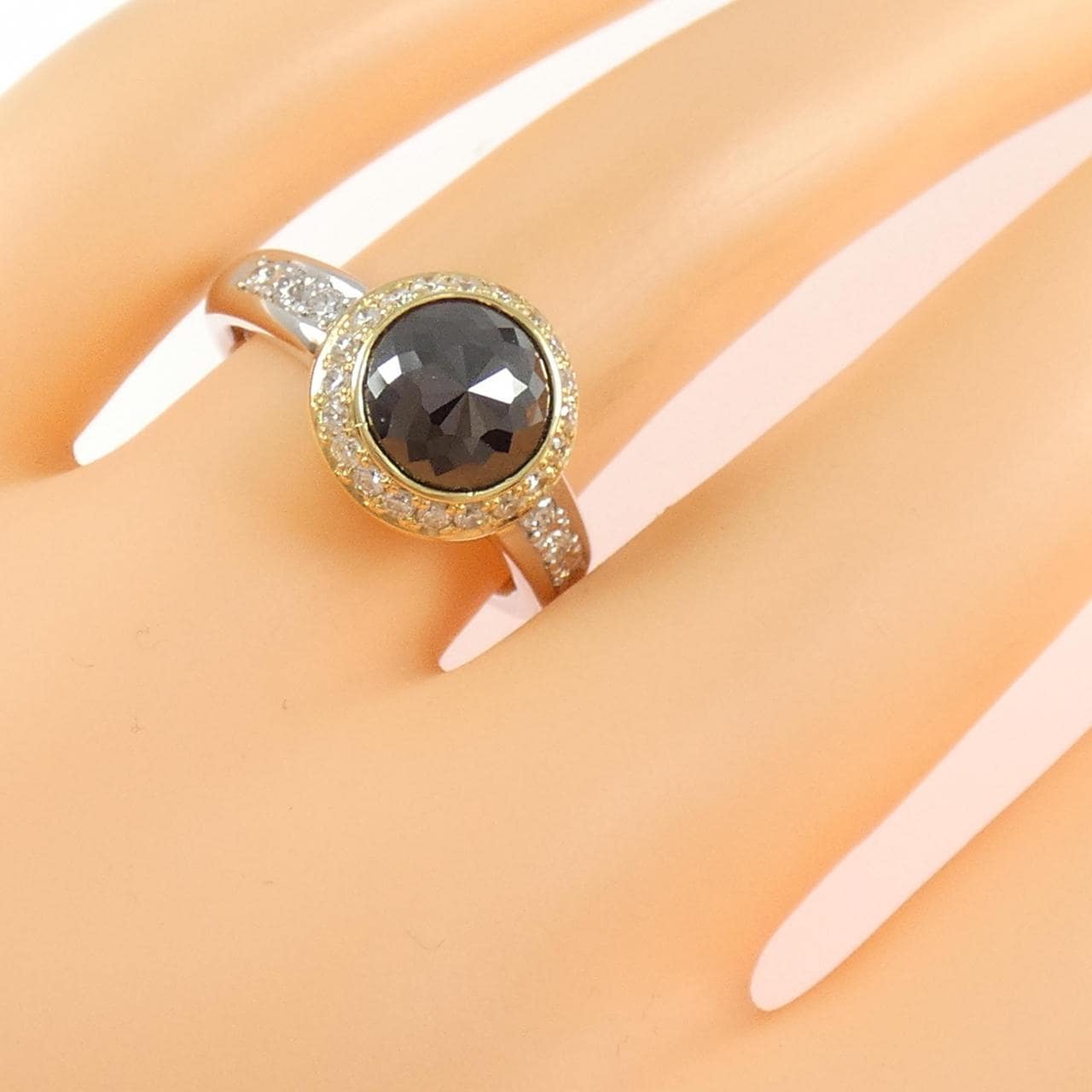 K18YG/K18WG ダイヤモンド リング 1.65CT