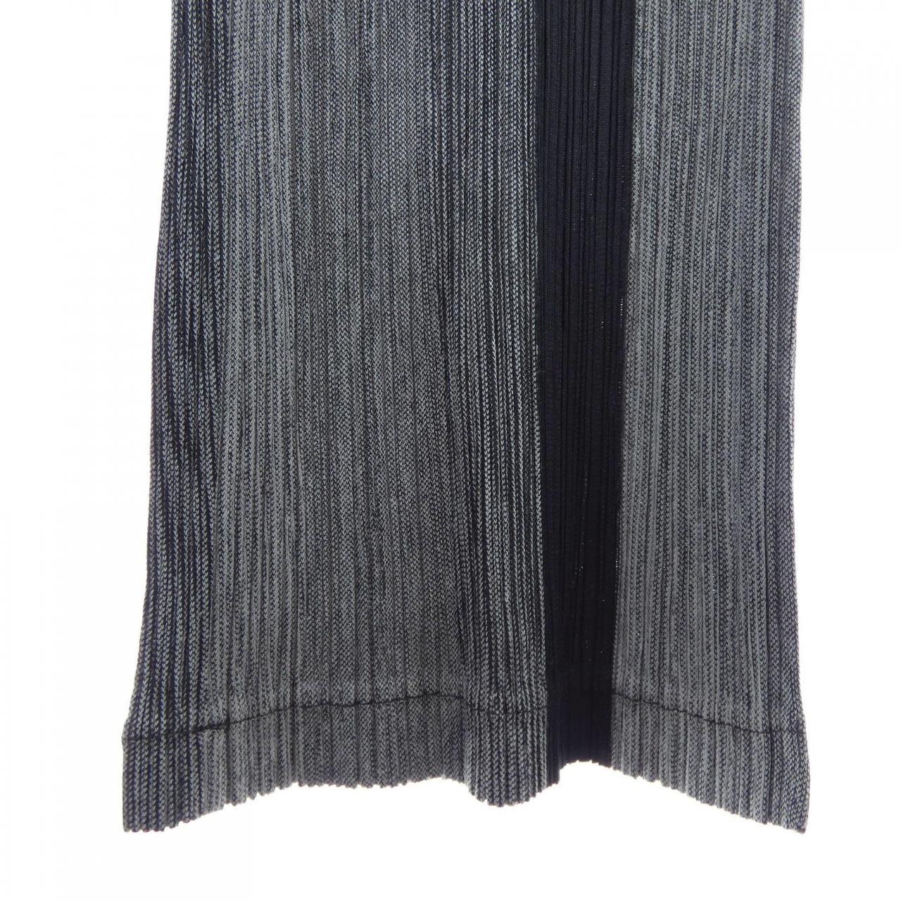 プリーツプリーズ PLEATS PLEASE パンツ