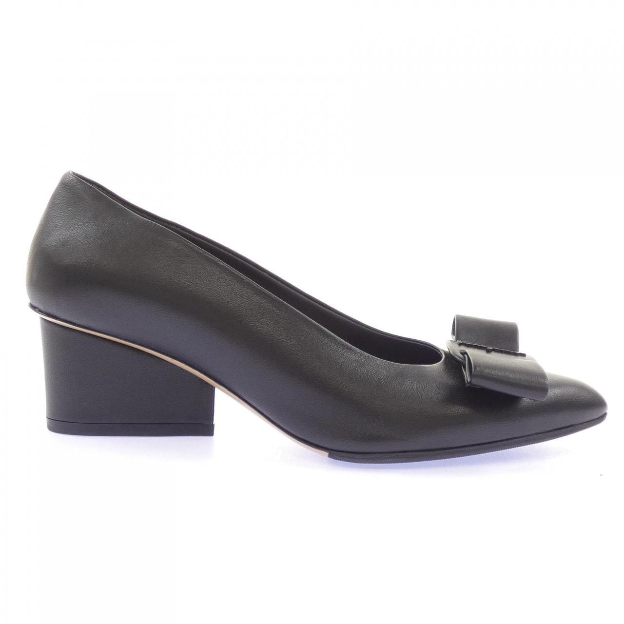サルヴァトーレフェラガモ SALVATORE FERRAGAMO パンプス
