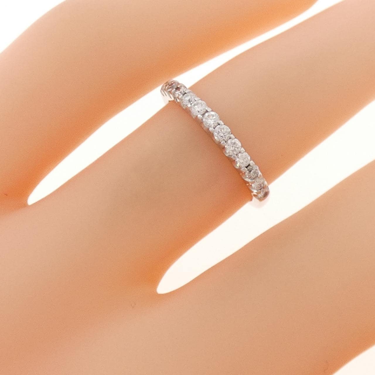 PT900 ハーフエタニティ ダイヤモンド リング 0.23CT