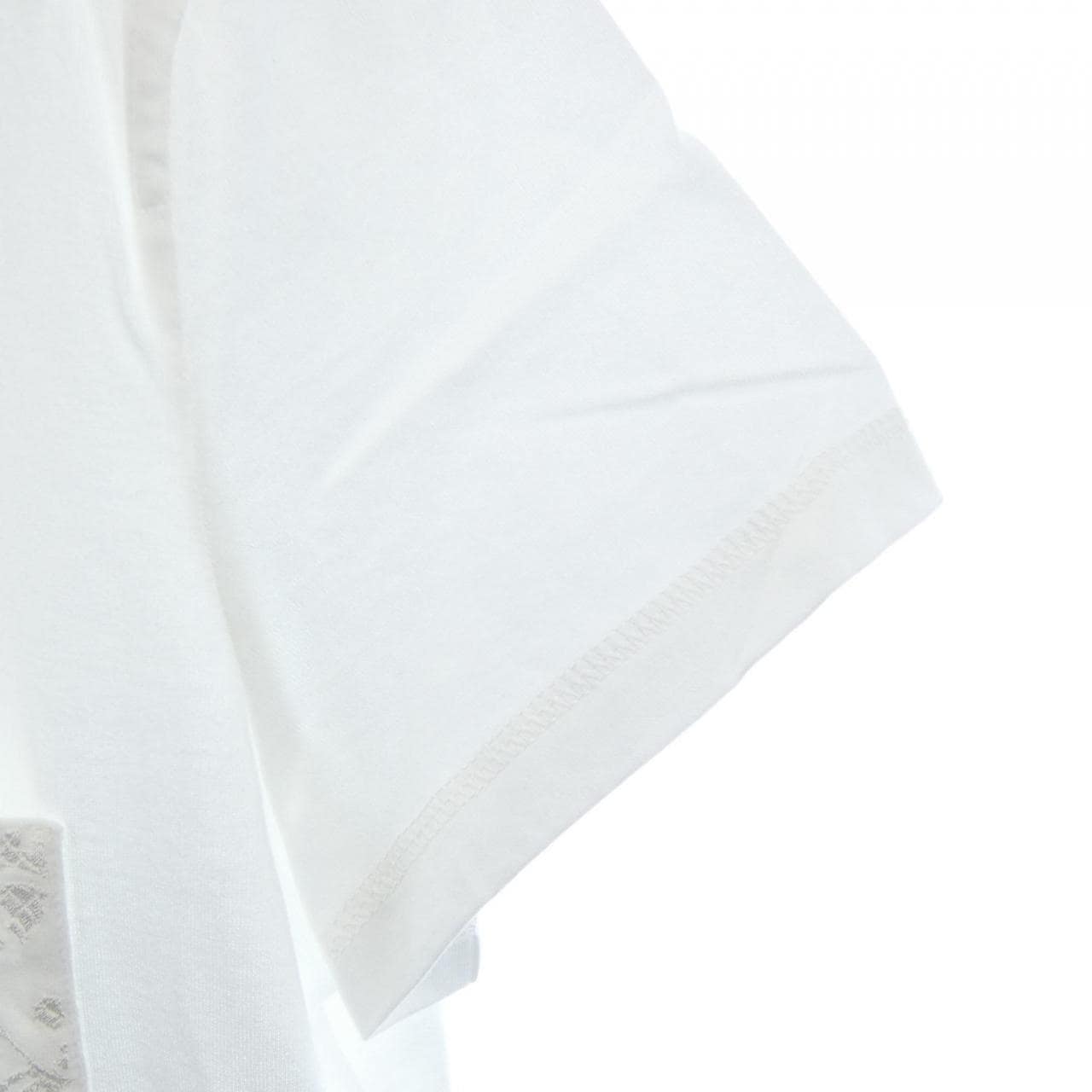 エルメス HERMES CLIQUTIS 2E4611DUA Tシャツ