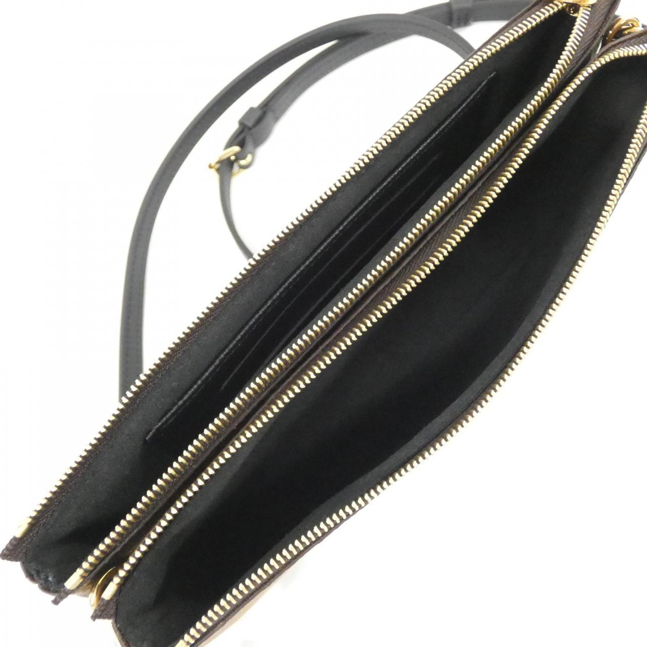 LOUIS VUITTON Monogram Giant Pochette Double Zip M69203 Shoulder Bag