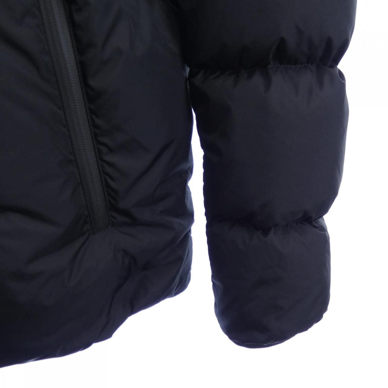 モンクレール MONCLER MONTCLA ダウンジャケット