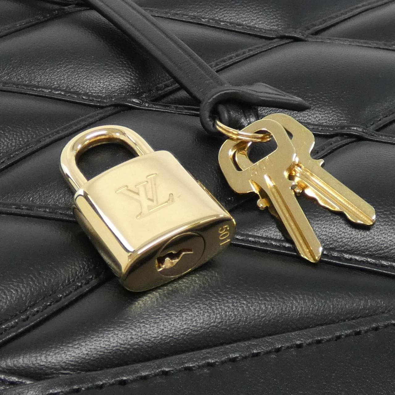 LOUIS VUITTON Alma PM M23688 Bag