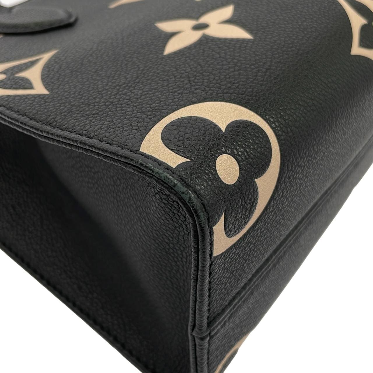 ルイヴィトン バイカラー モノグラム アンプラント オンザゴー PM M45659 バッグ