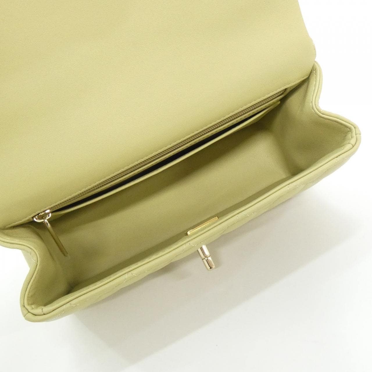 シャネル AS2431 バッグ