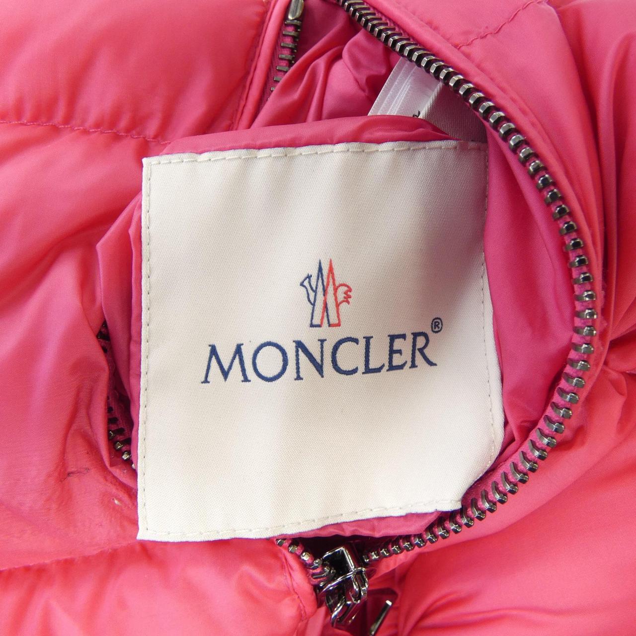 モンクレール MONCLER ダウンジャケット