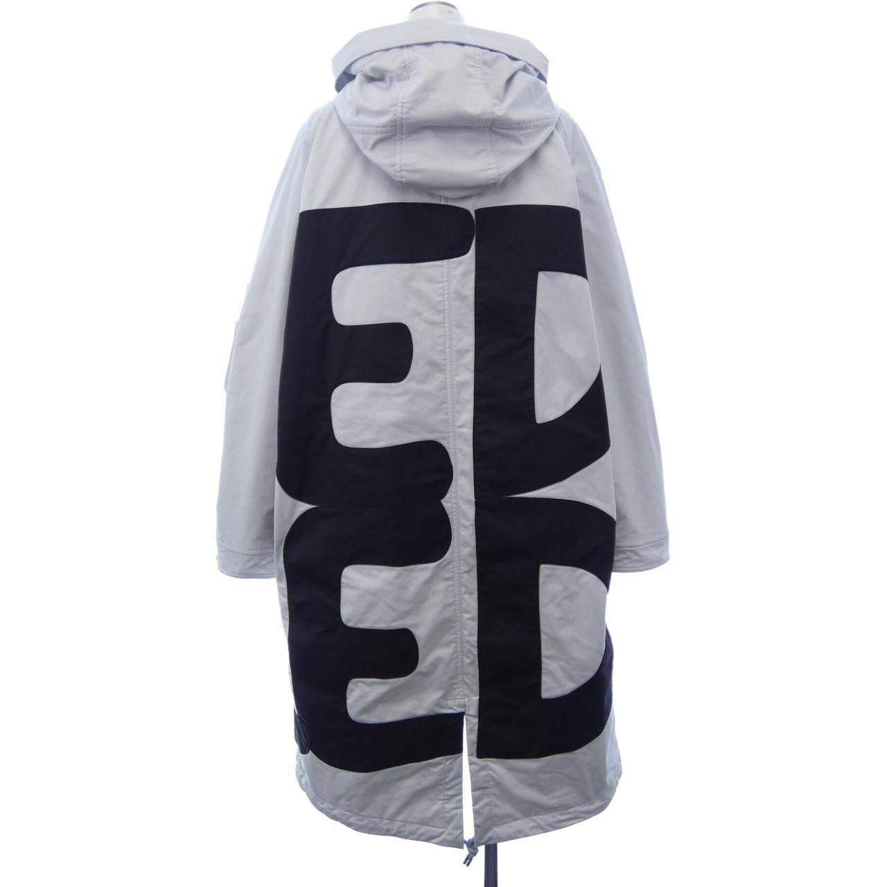 ヴァレンティノ VALENTINO UV0CJD396Q3 コート