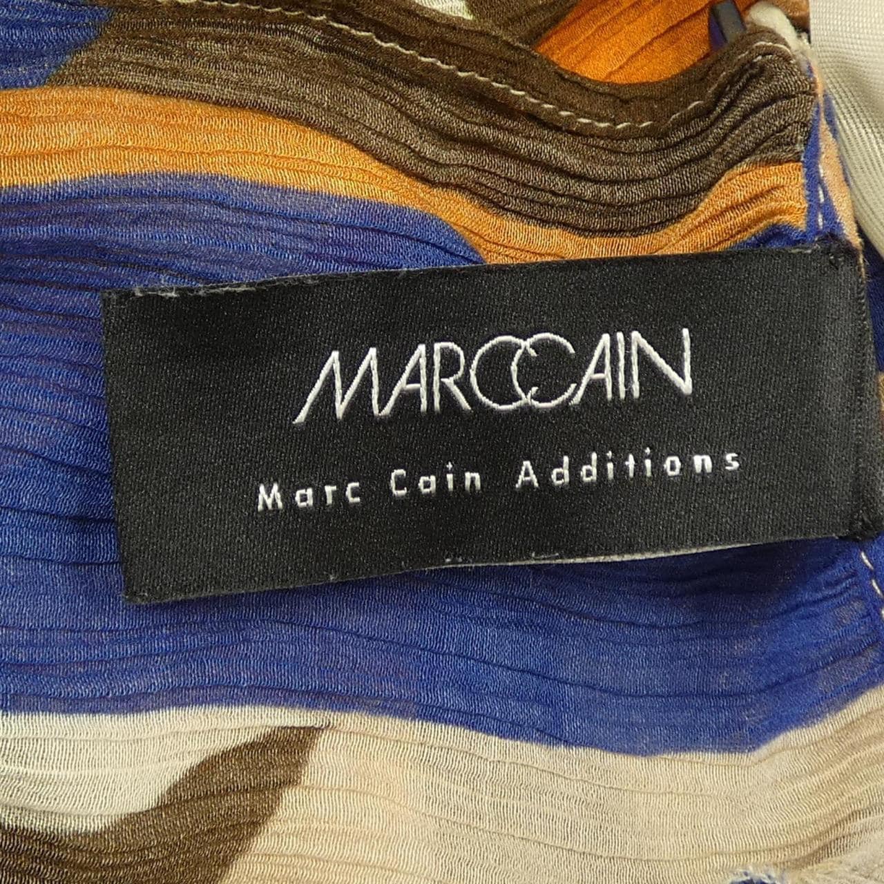 マークケイン MARC CAIN トップス