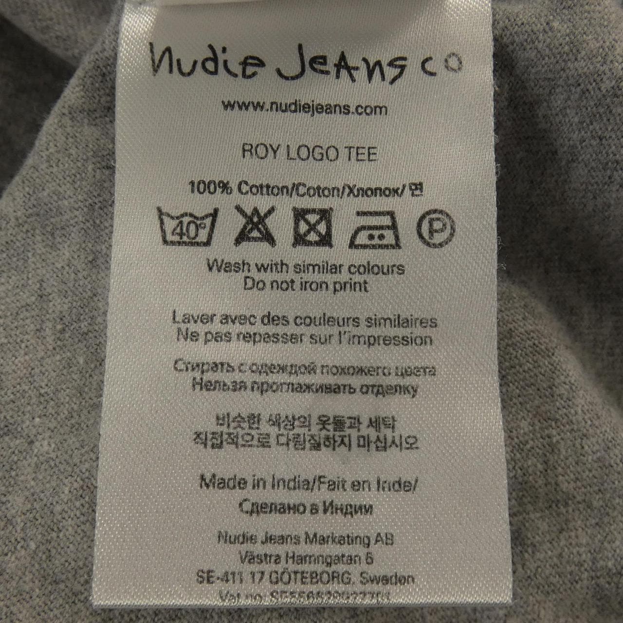 ヌーディージーンズ NUDIE JEANS Tシャツ