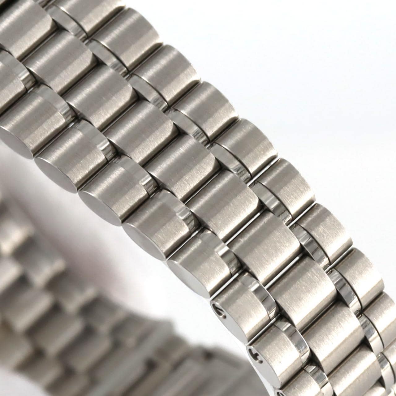 オメガ スピードマスタームーンウォッチプロフェッショナル 310.30.42.50.04.001 SS 手巻