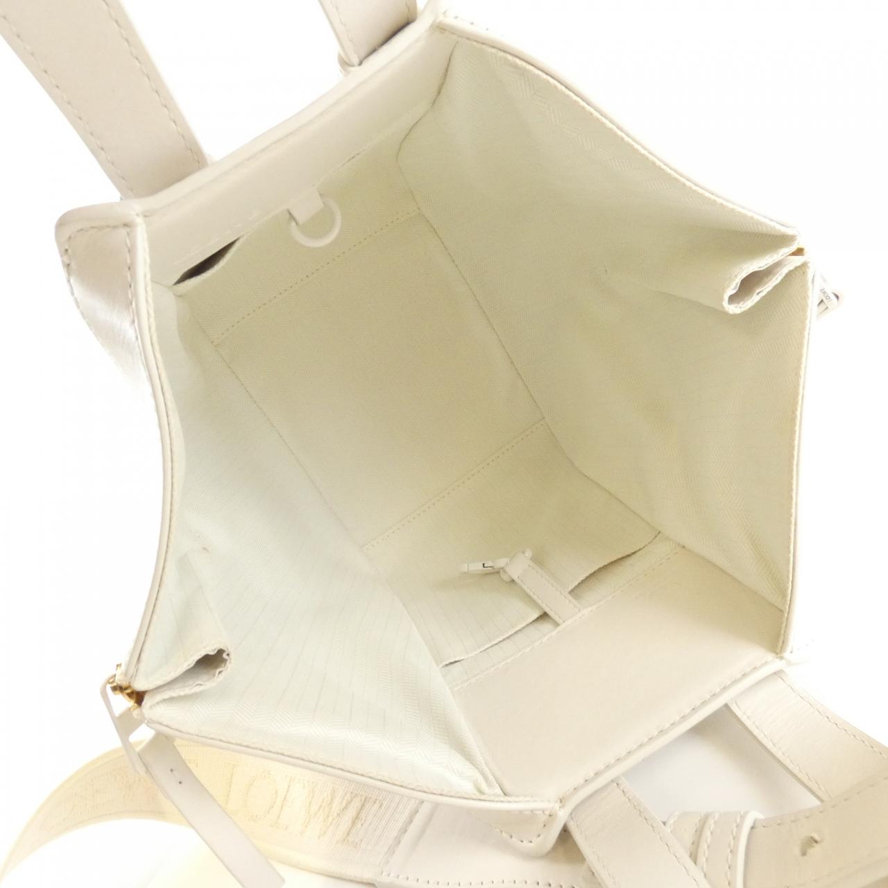 ロエベ ハンモック コンパクト A538H13X07 ショルダーバッグ