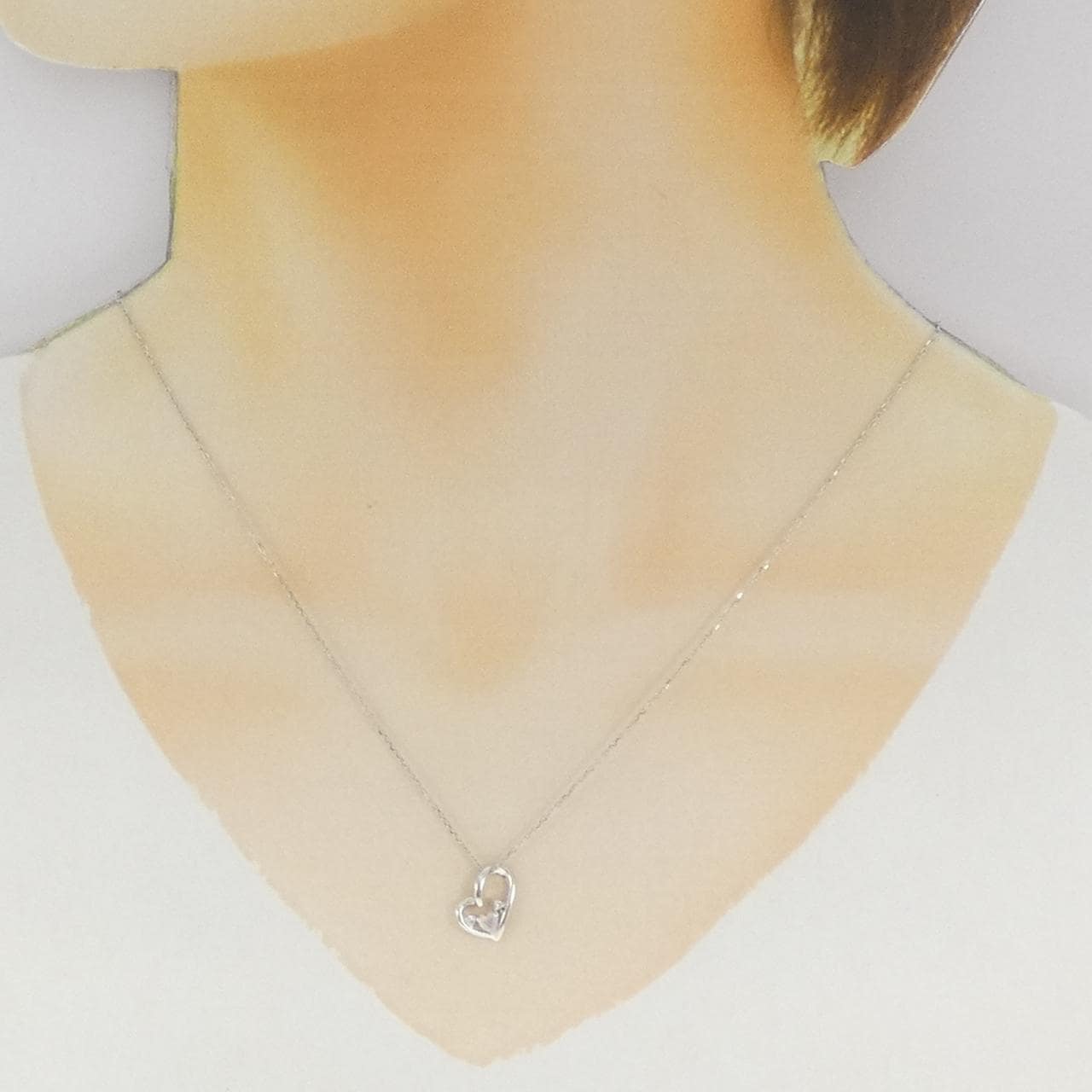 4゜C ハート 合成オパール ネックレス