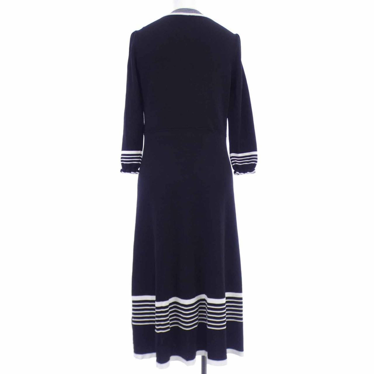 TO BE CHIC One Piece