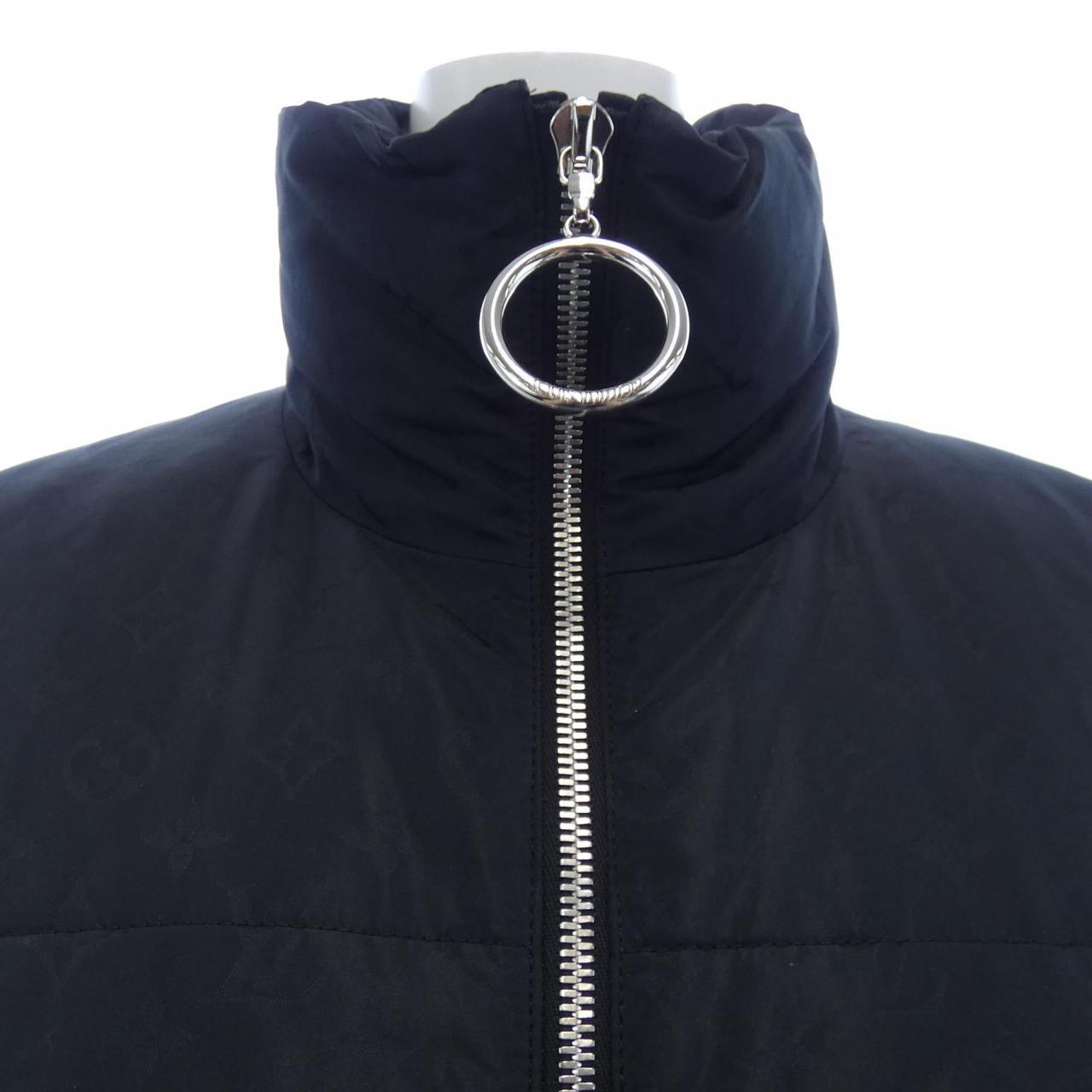 ルイヴィトン LOUIS VUITTON ダウンコート